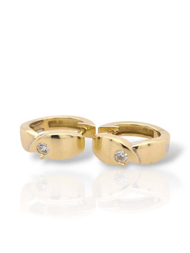 14 karaat geelgouden oorringen met cubic zirkonia tweedehands #28762 - Afbeelding 3