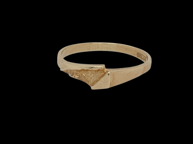 14 karaat gouden ring met een ruw en glad oppervlak. #27947 - Afbeelding 5