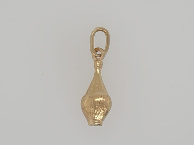 14 karaat gouden bedel, mandfles. #28877.