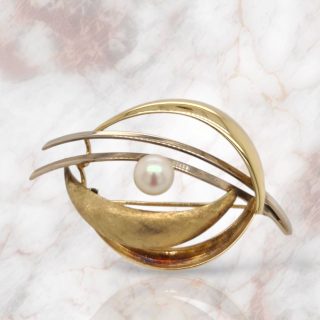 Kunstzinnige bicolor broche met parel - occasion #20053
