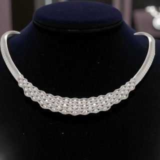 Witgouden Choker met diamant. 18 karaat Occasion. #28987