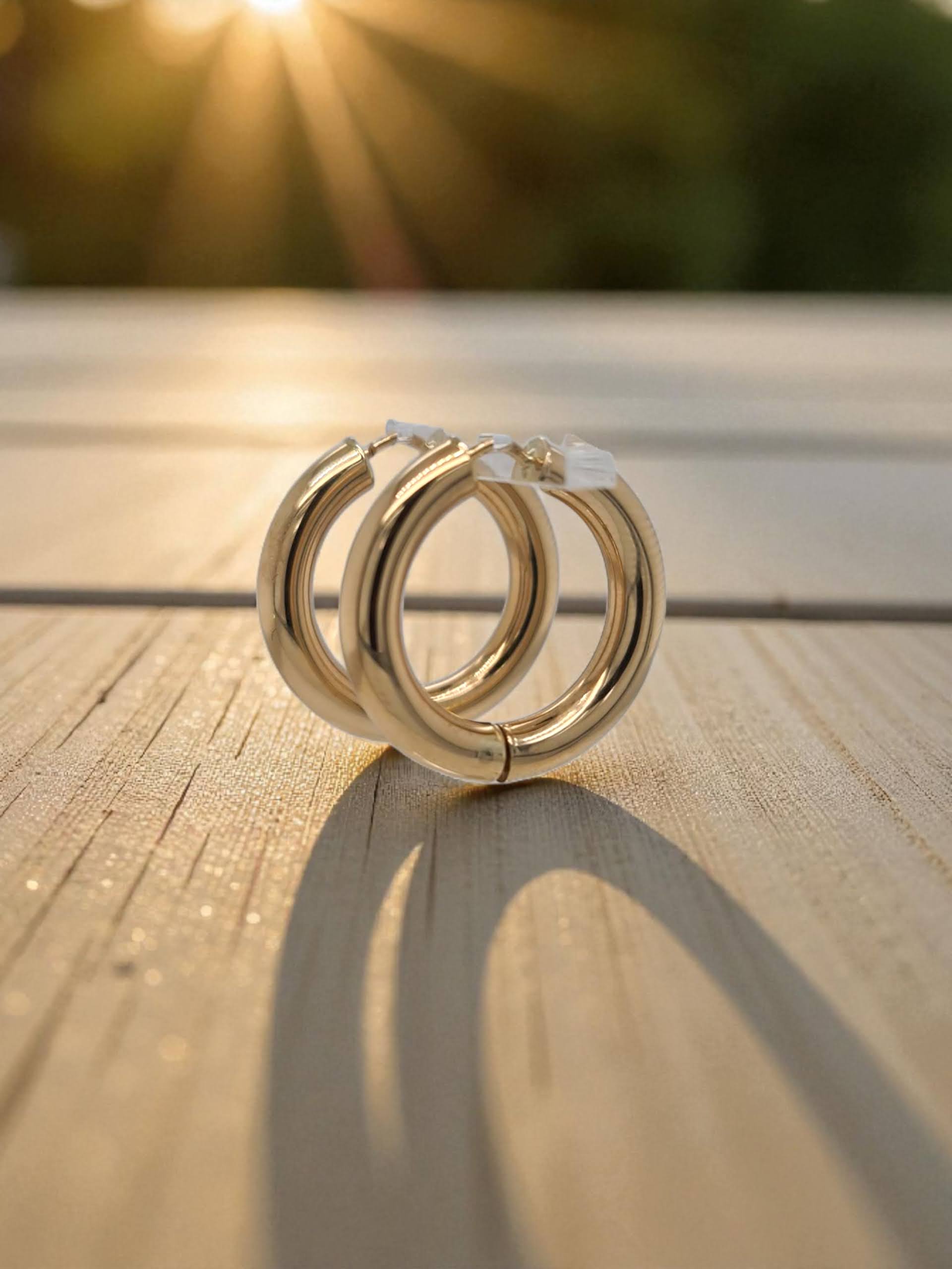 Solide creolen van 14 karaats goud #28803