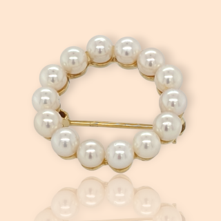 14 krt. gouden broche met een cirkel van cultivé parels. Vintage # 29032