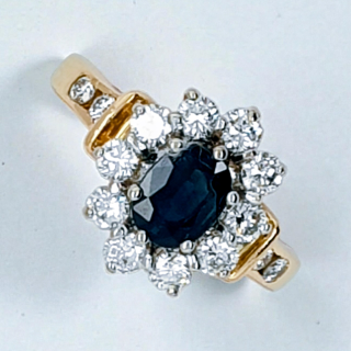 18 karaat gouden Lady Di ring met saffier en diamant. occasion vintage # 29033