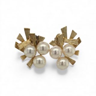 Moderne geelgouden oorknoppen met drie parels. Occasion #29094