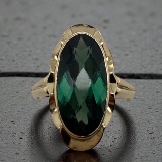 Gouden ring met synthetische groene toermalijn. Vintage / Occasion #29088
