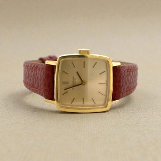 18 Karaat gouden damespolshorloge. Zwitsers, van IWC - occasion #25221