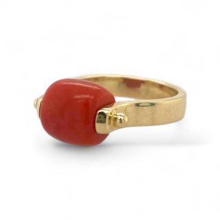 Vintage 14 karaat geelgouden ring met kraal van bloedkoraal- occasion #29297
