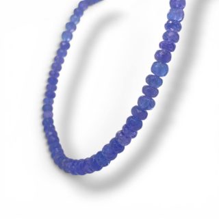 Tanzaniet kralencollier gouden bolslot