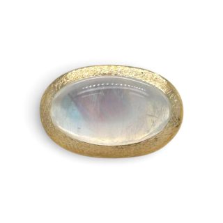 Brede zilveren ring met regenboog maansteen en matgouden rand
